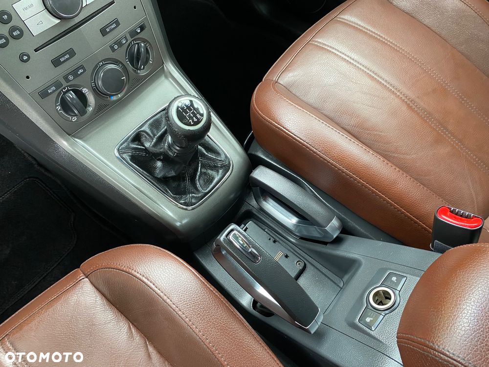 Opel Antara 2.0 CDTI Cosmo - 35