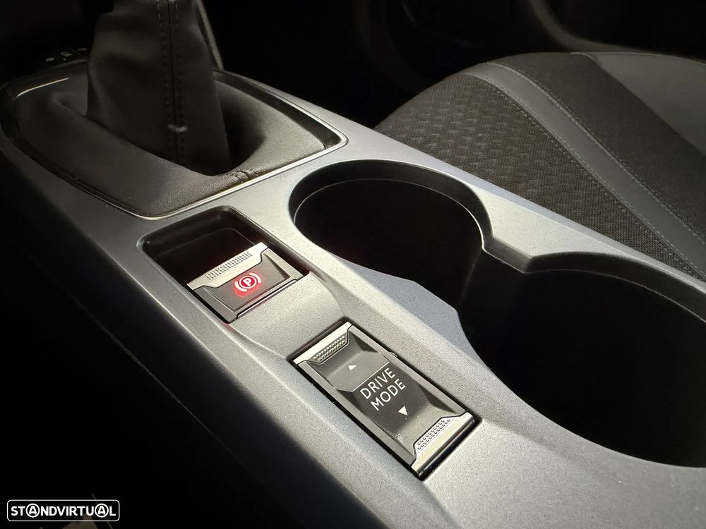 Peugeot 2008 PureTech 100 Stop&Start Allure Pack - 32
