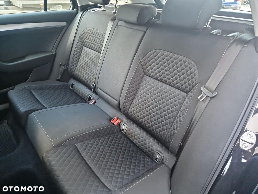 Skoda Superb 2.0 TSI Ambition DSG - 17