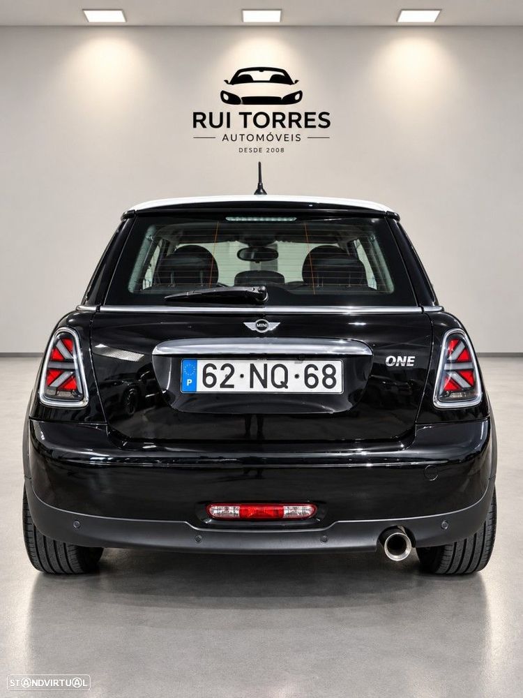 MINI 3 Portas One 1.6 - 6