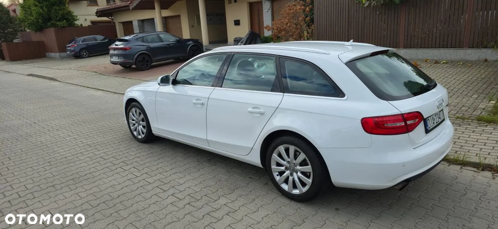 Audi A4 Avant - 2