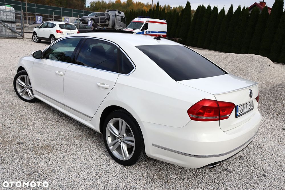 Volkswagen Passat 2.0 TDI DSG Highline - 9