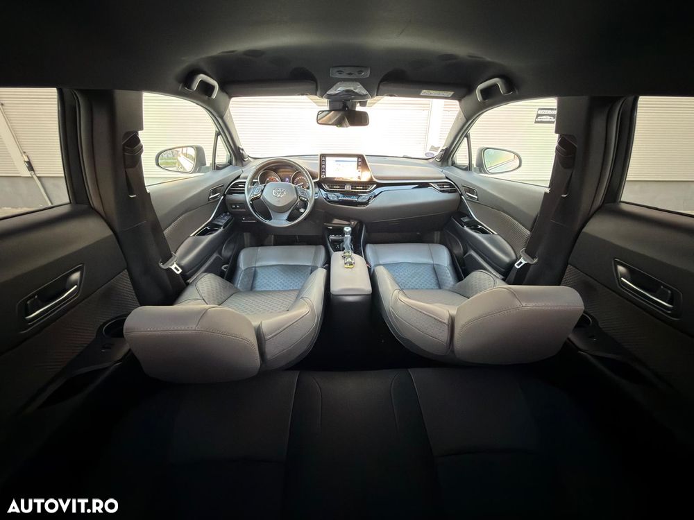 Toyota C-HR 2.0 HSD 184 CP 4x2 CVT Special Edition - 26