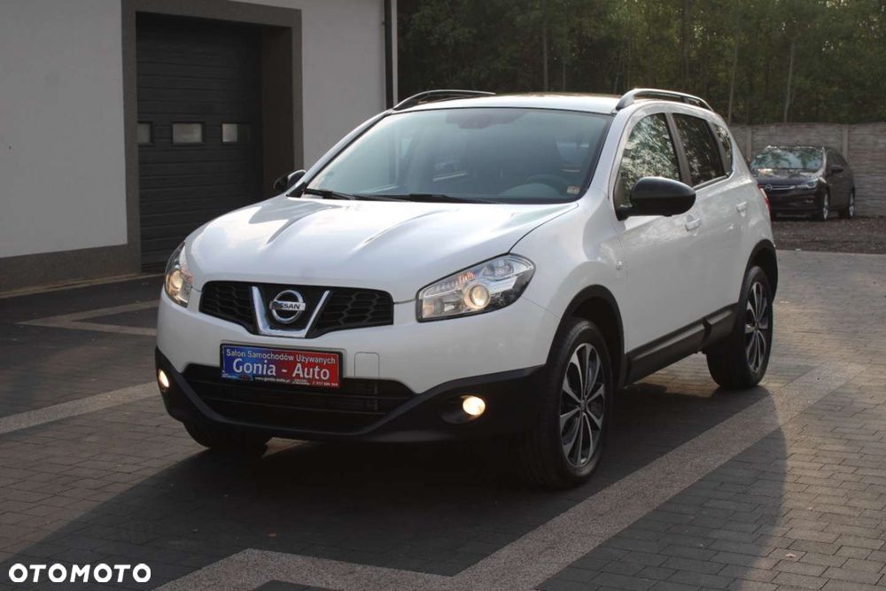 Nissan Qashqai - 2