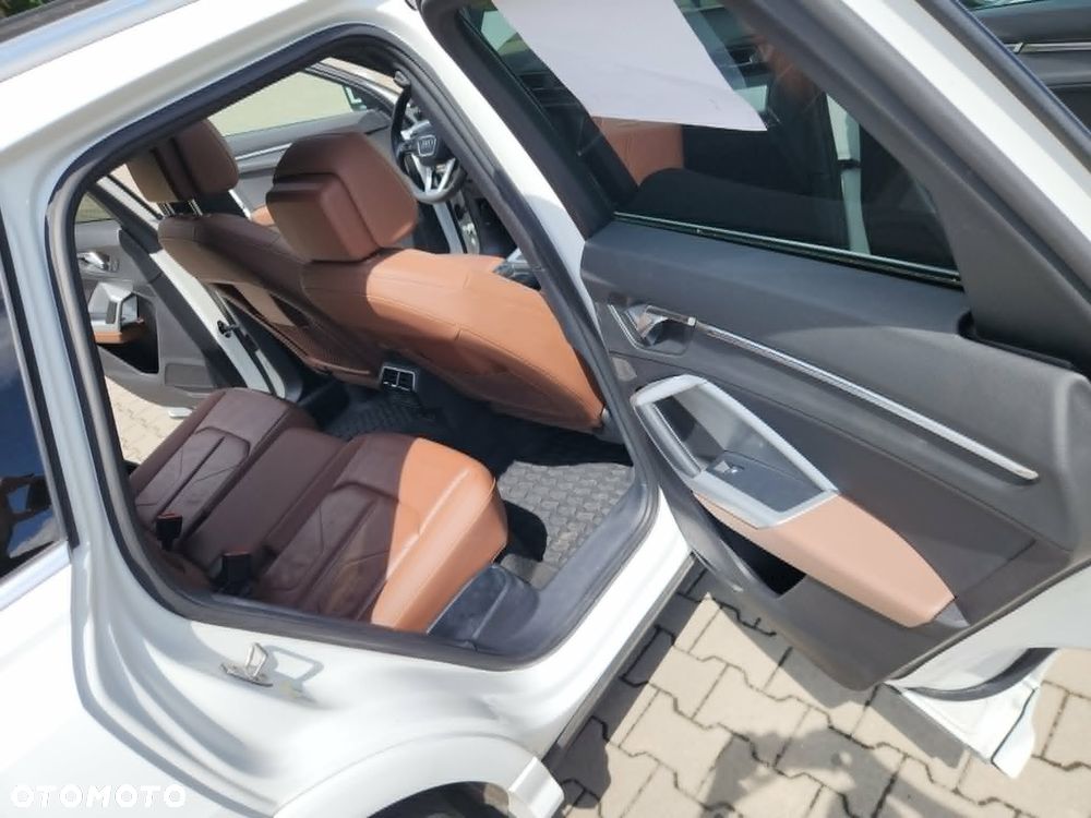 Audi Q3 40 TFSI Quattro S tronic advanced - 24