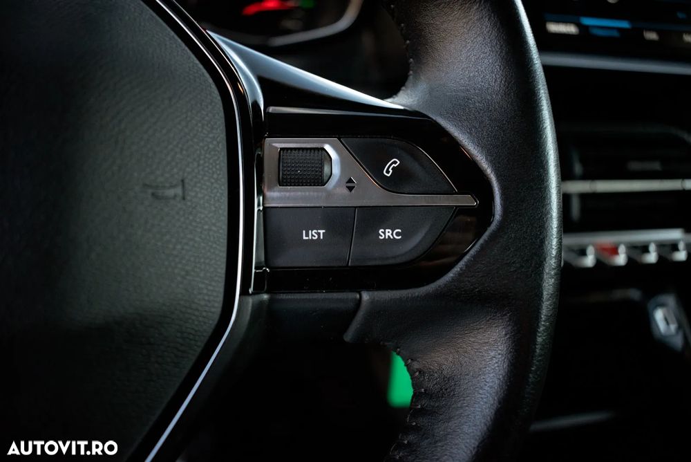 Peugeot 208 ver-puretech-75-active - 25
