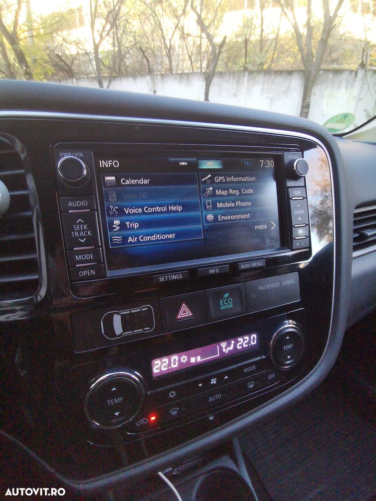 Mitsubishi Outlander 2.2 DI-D 4WD Automatik Edition+ - 10