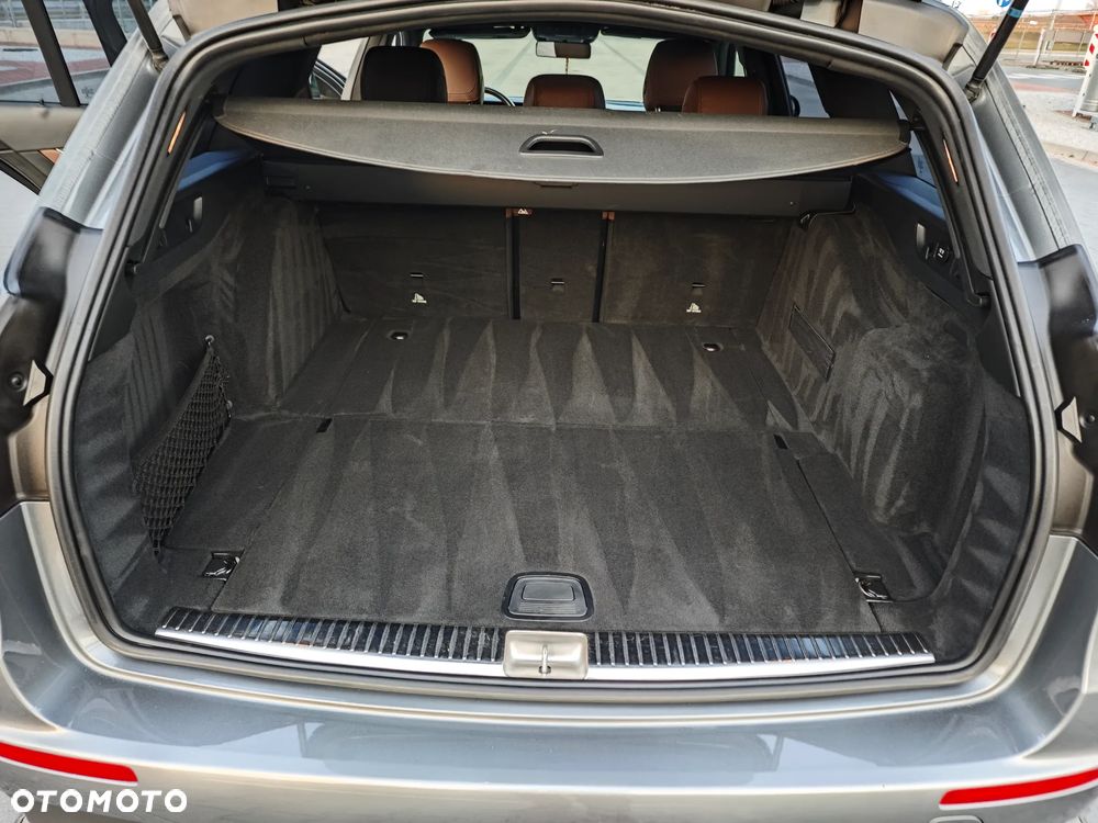 Mercedes-Benz Klasa E 400 d 4Matic T 9G-TRONIC AMG Line - 16