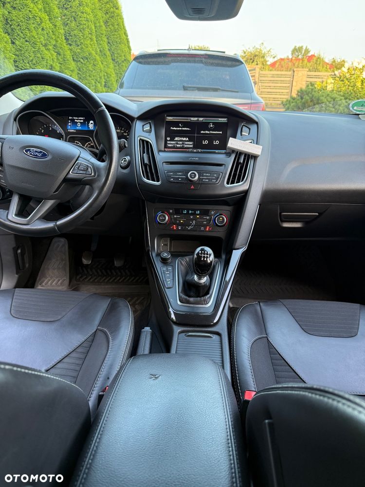 Ford Focus 1.5 TDCi DPF Start-Stopp-System Titanium - 15