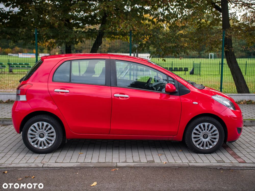 Toyota Yaris - 9