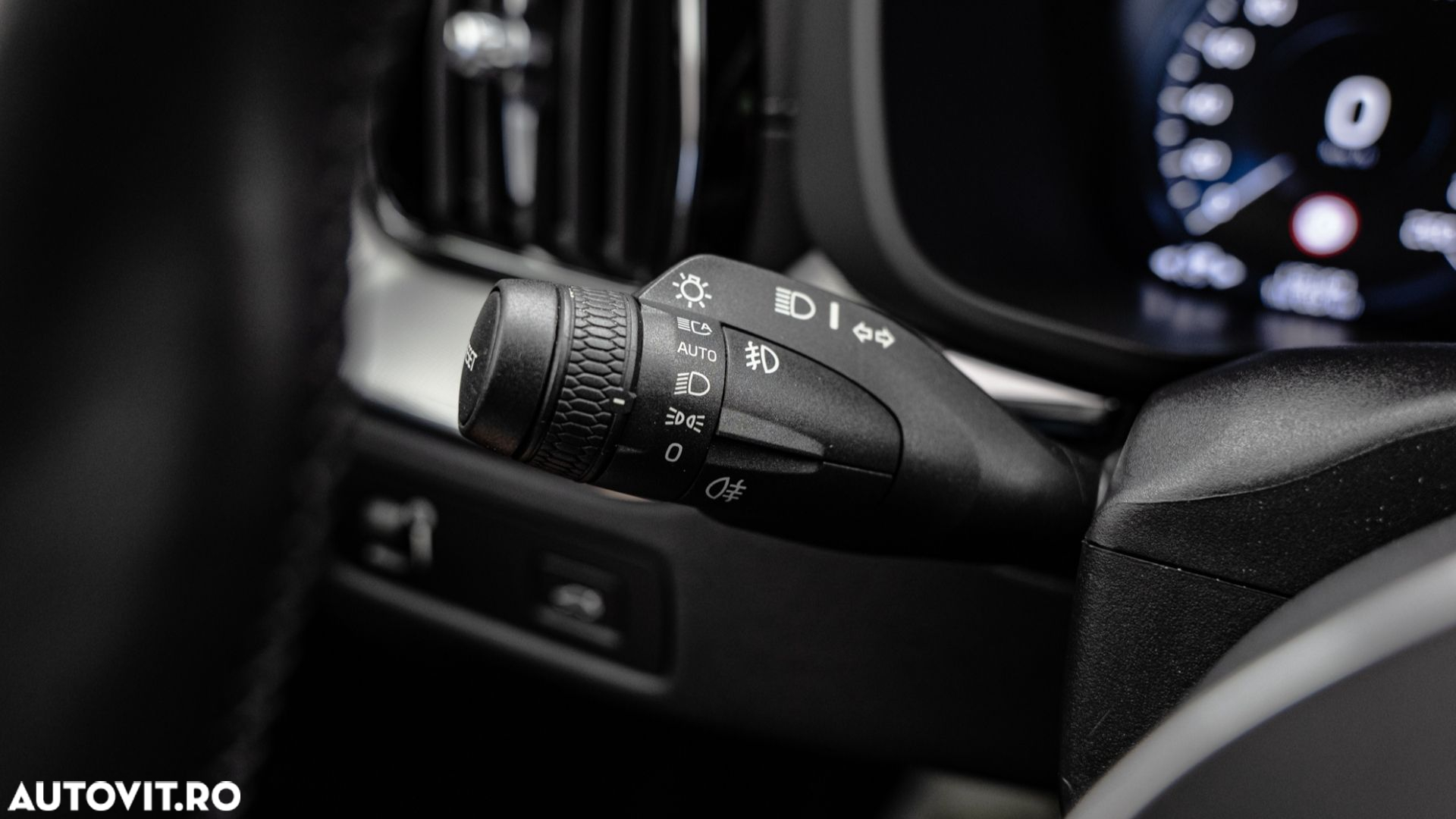 Volvo XC 60 B5 MHEV AWD Inscription - 20