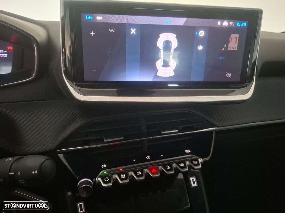 Peugeot 208 1.2 Hybrid Allure e-DCS6 - 17