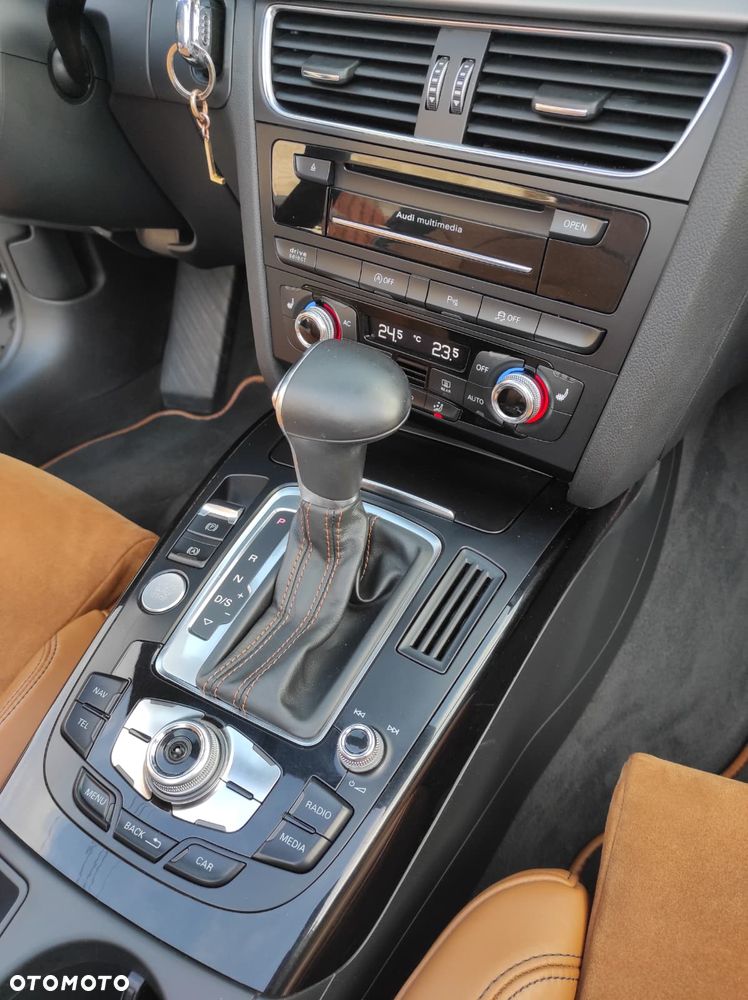 Audi A5 Cabrio 3.0 TDI DPF quattro S tronic - 8