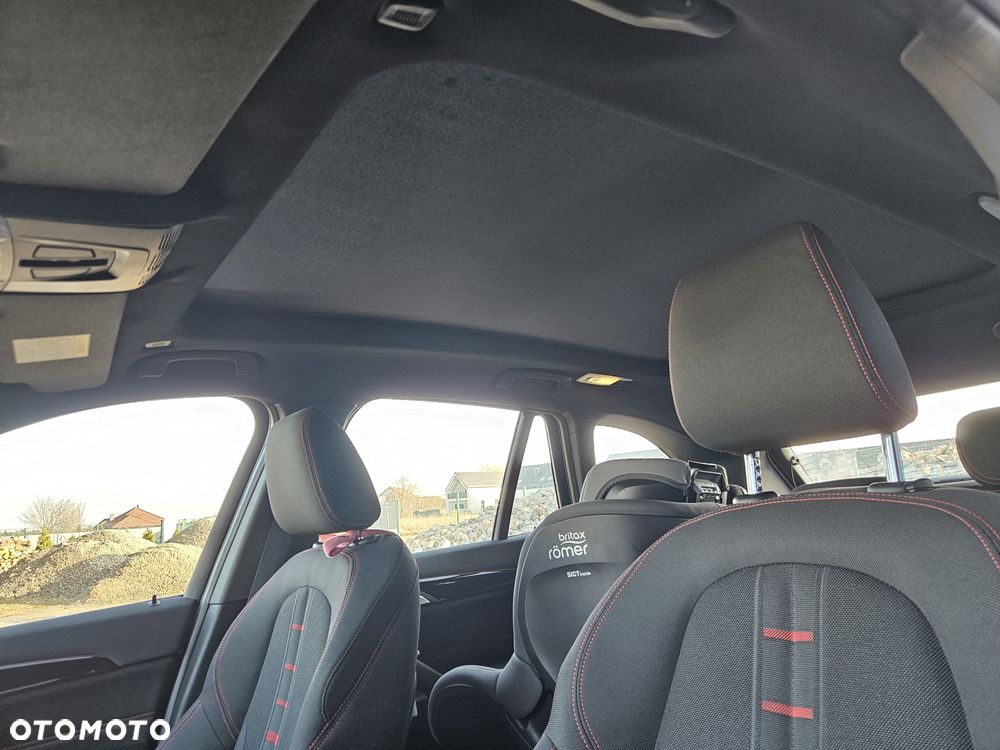 BMW X1 sDrive18d xLine sport - 28