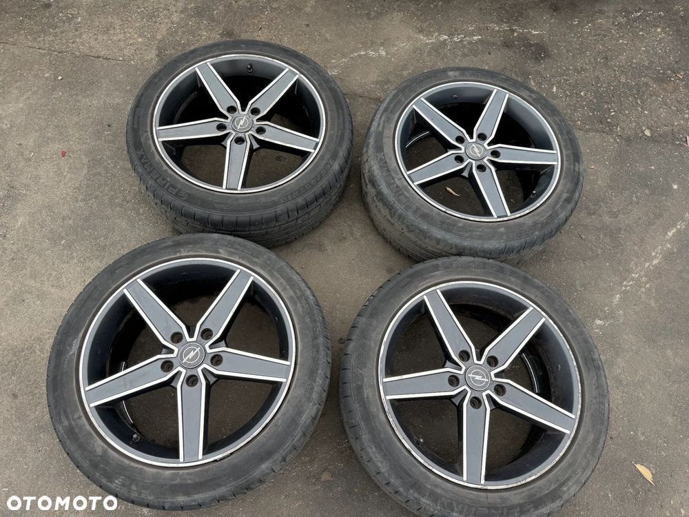Opel Insignia 2,0 CDTI 10-17r alufelgi z oponami 245/45/18 - 2