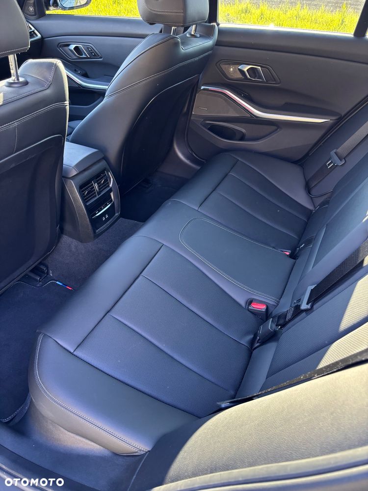 BMW Seria 3 - 15