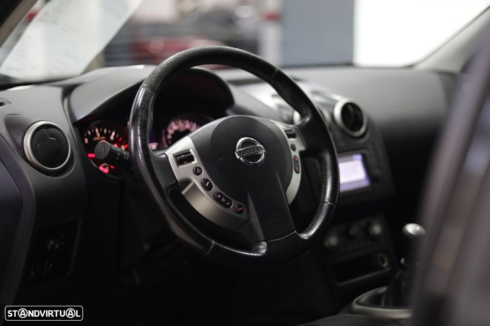 Nissan Qashqai - 15