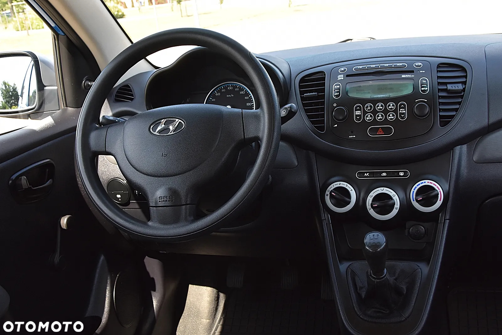 Hyundai i10 1.1 Comfort - 24