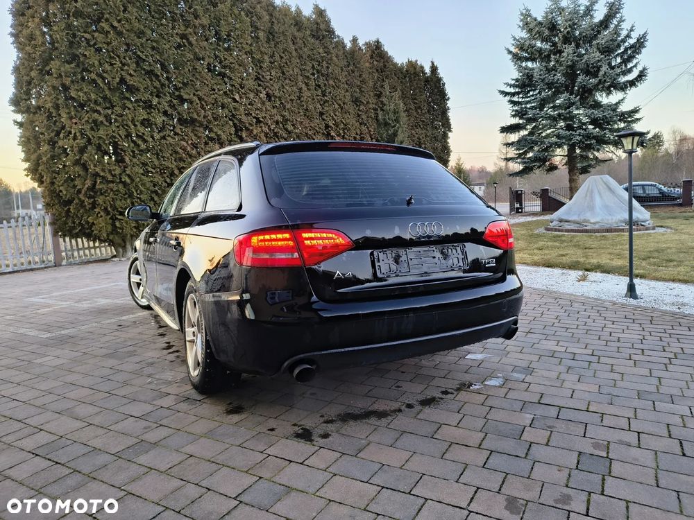 Audi A4 Avant - 27