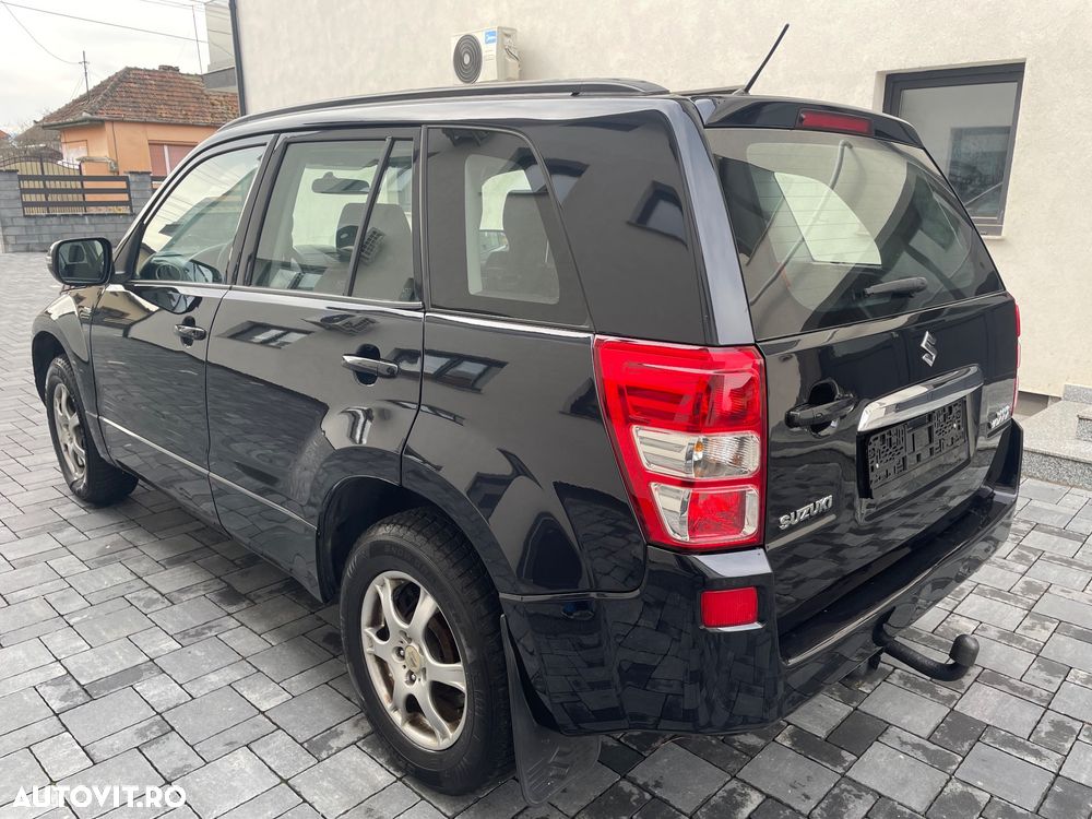 Suzuki Grand Vitara 1.9 DDiS Comfort DPF - 4