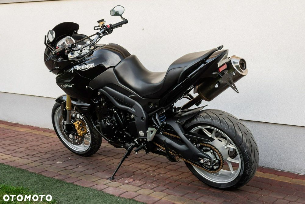 Triumph Tiger - 4