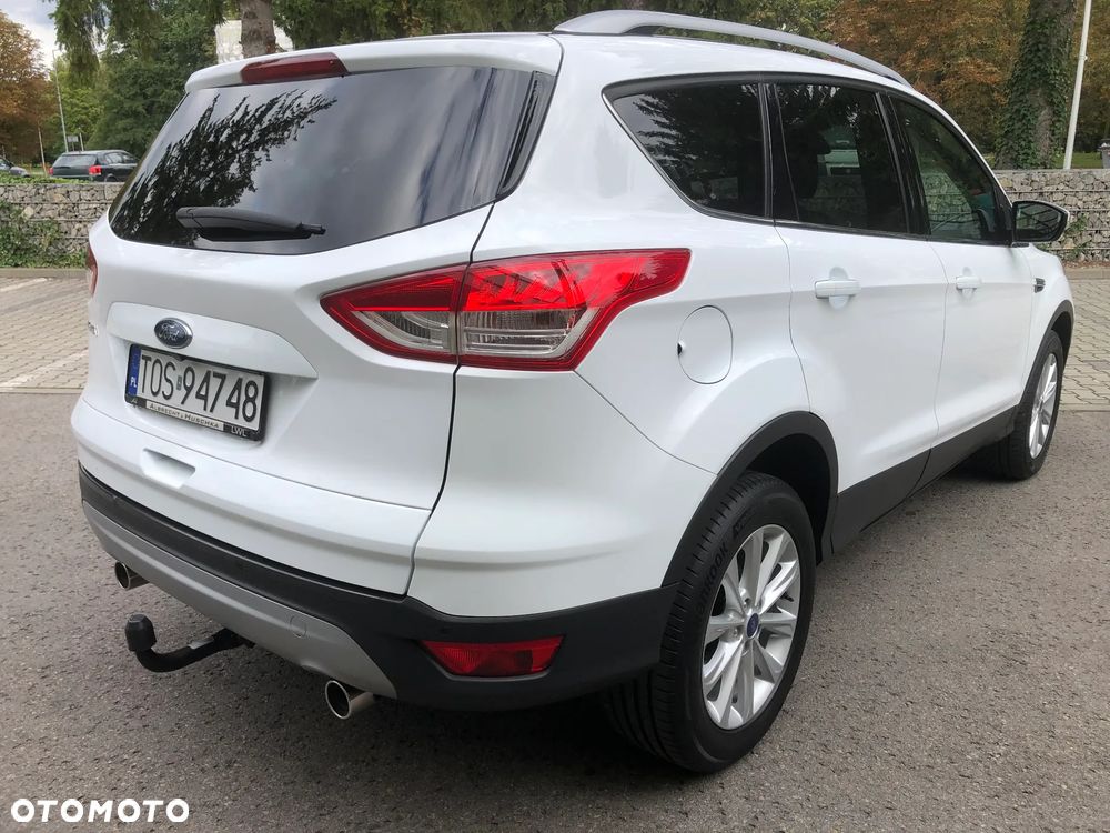Ford Kuga 2.0 TDCi 2x4 Titanium - 20