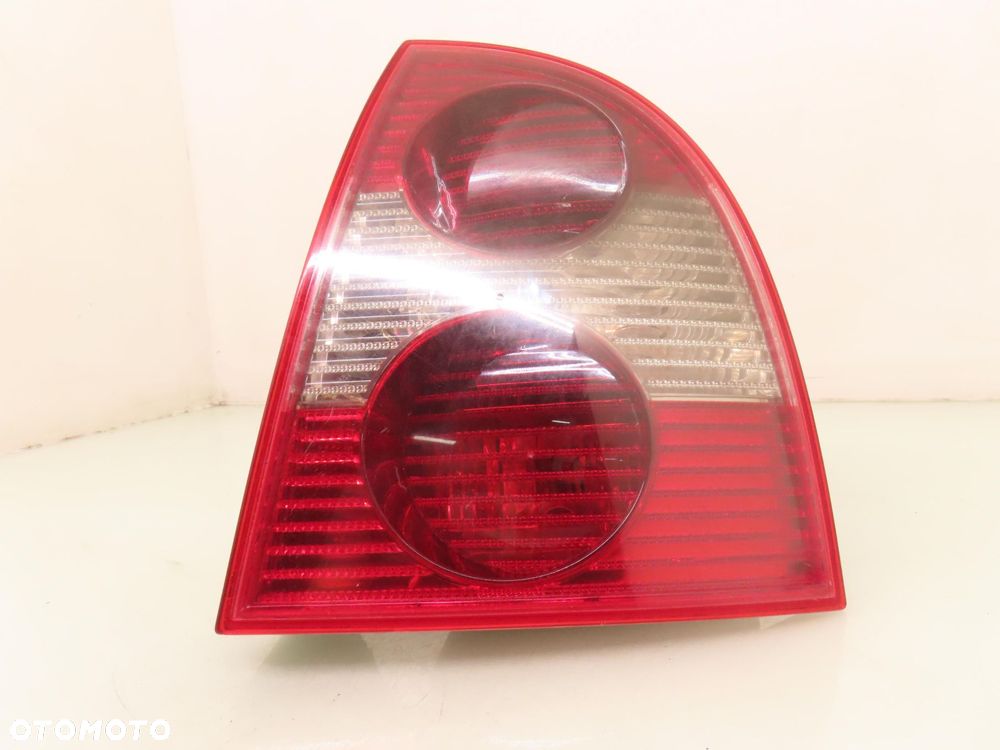 LAMPA PRAWA TYLNA VW PASSAT B5 FL sedan (3B3) 3B5945096AE - 11