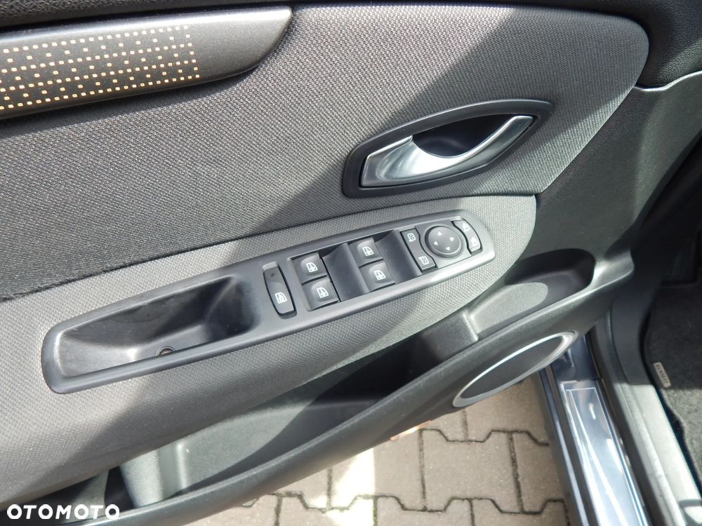 Renault Scenic 1.9 dCi Tech Run Euro5 - 16