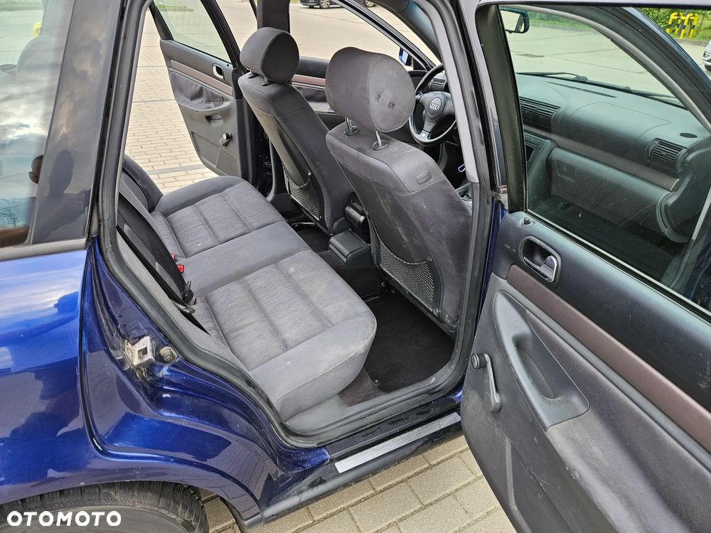 Audi A4 Avant 1.8 - 4