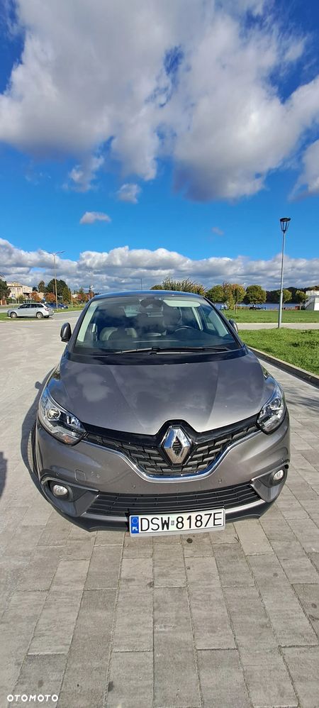 Renault Grand Scenic - 8