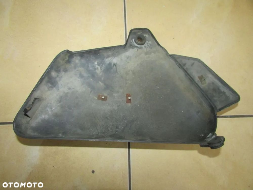 Moto Guzzi V35C V65 C osłona boczek prawy - 2