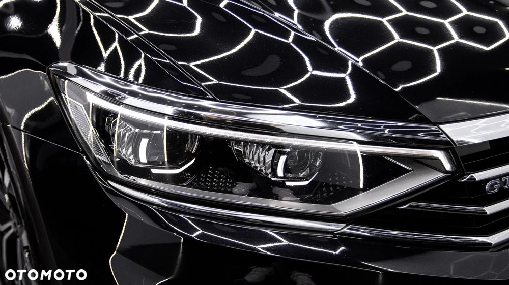 Volkswagen Passat 1.4 TSI Plug-In Hybrid GTE DSG - 12
