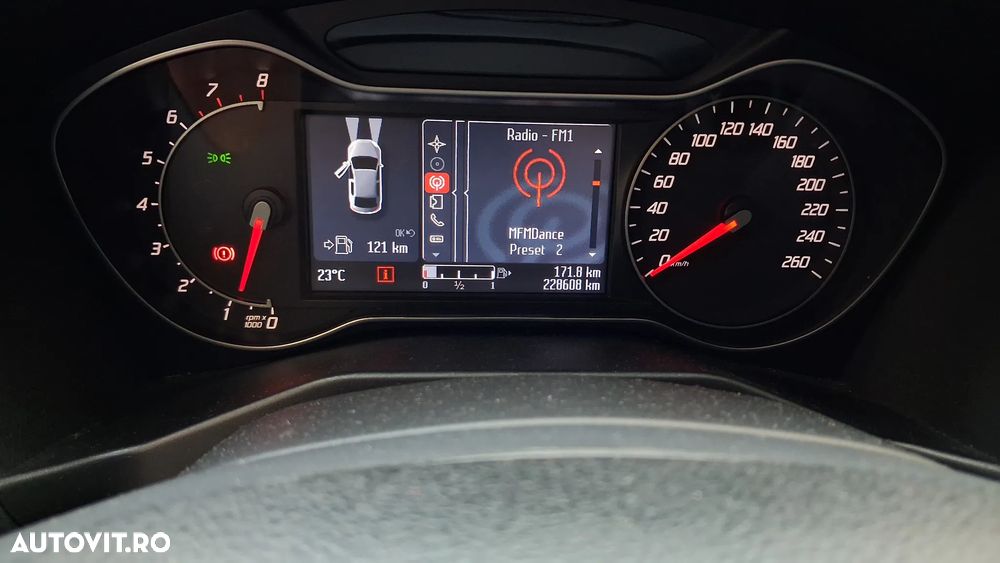 Ford Mondeo 1.6 EcoBoost Start-Stopp Titanium X - 20