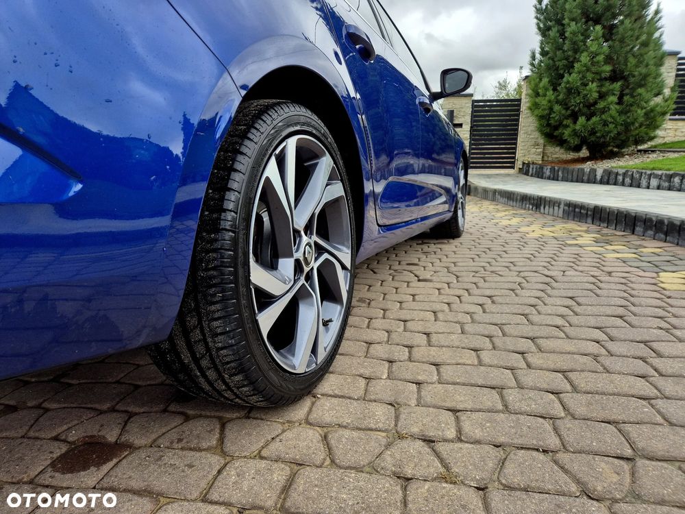 Renault Megane 1.6 TCe GT EDC - 22