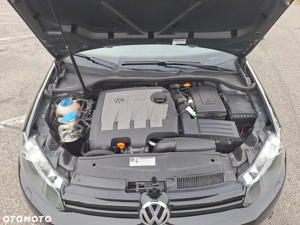 Volkswagen Golf Variant 1.6 TDI DPF BlueMotion Technology Trendline - 11