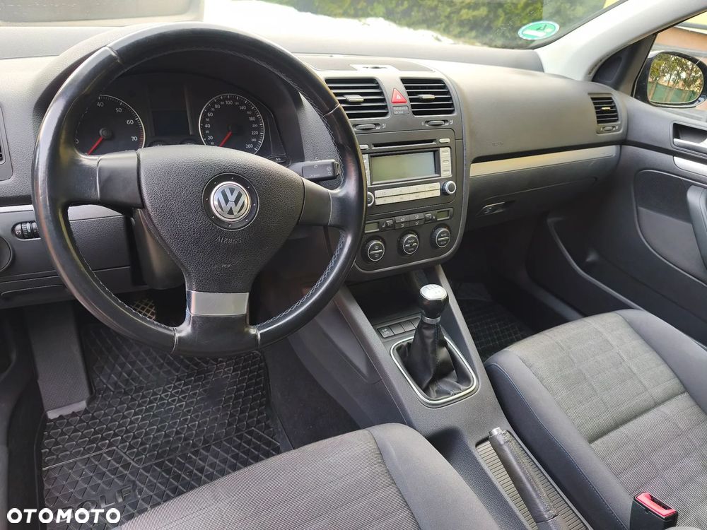 Volkswagen Golf 1.6 Tour Edition - 12