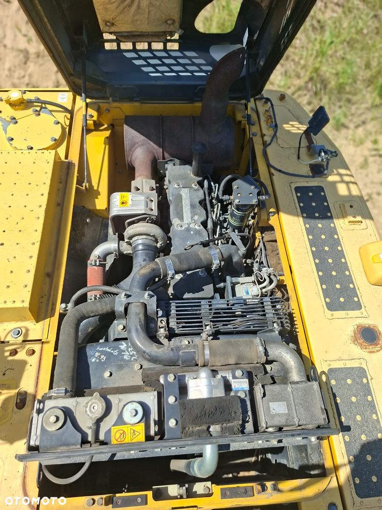 Komatsu PC210LC-8 - 10
