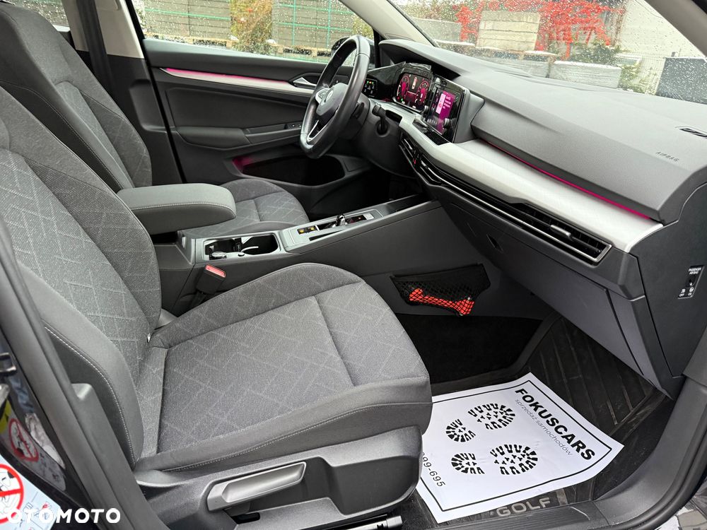 Volkswagen Golf - 31