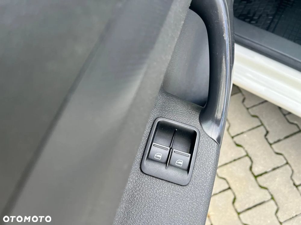 Volkswagen Caddy - 15