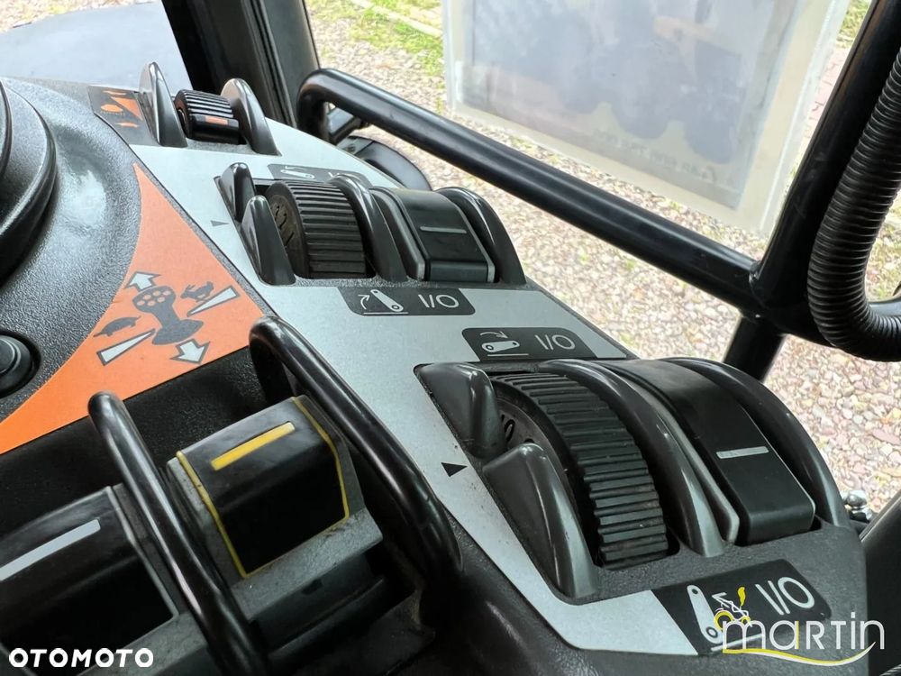 JCB Fastrac 4220 - 15