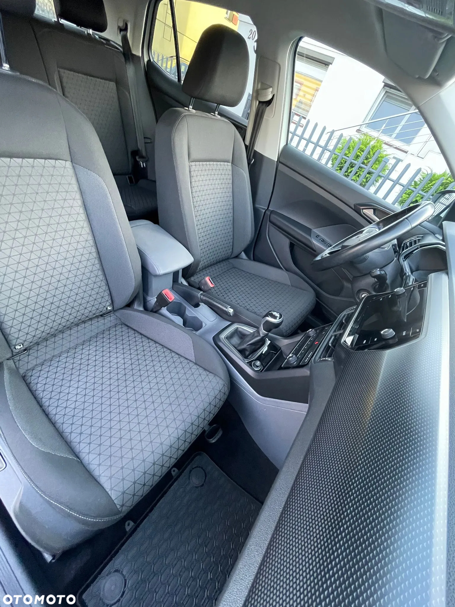 Volkswagen T-Cross - 15