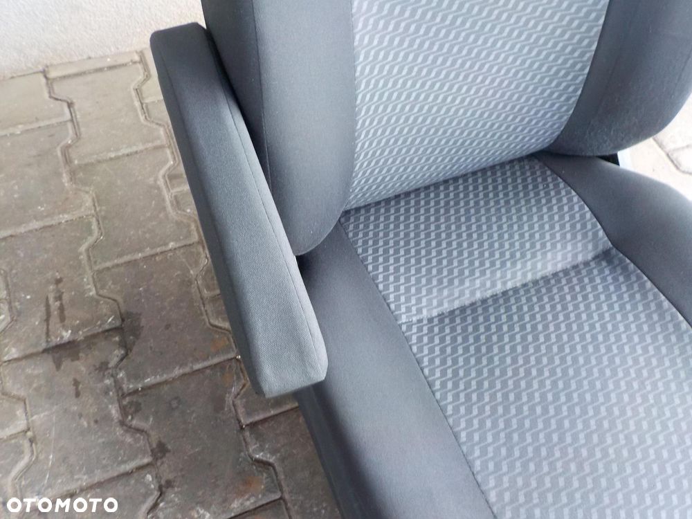 VW CRAFTER SPRINTER 906 FOTEL SIEDZENIE KIEROWCY PODŁOKIETNIK - 5