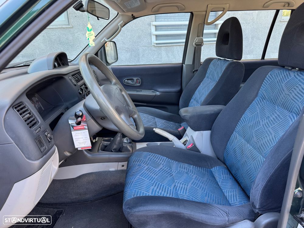 Mitsubishi Pajero Sport 2.5 TD GLS - 20