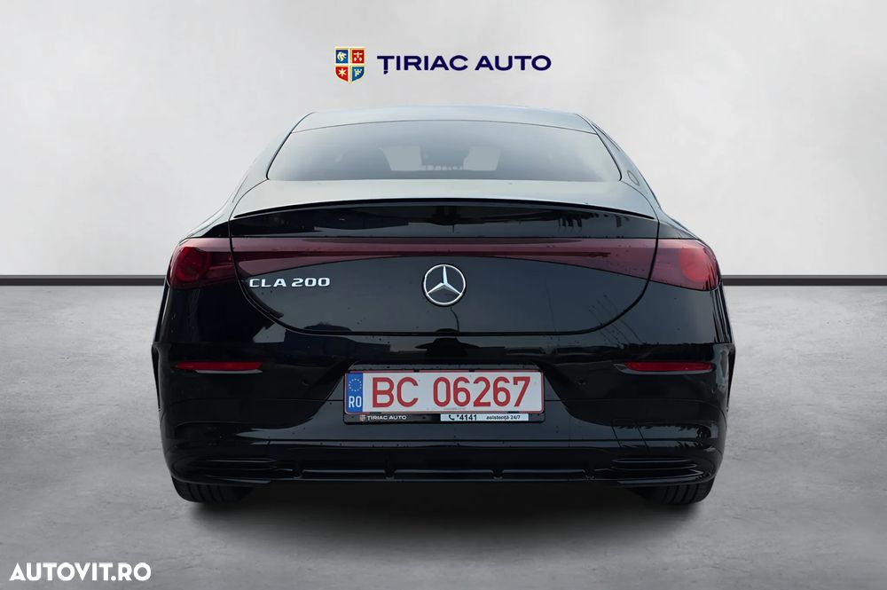 Mercedes-Benz CLA - 4