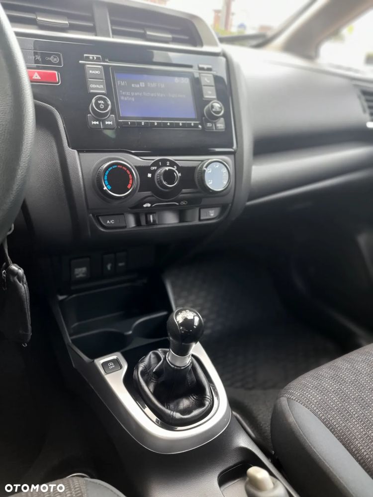 Honda Jazz 1.3 Trend - 16