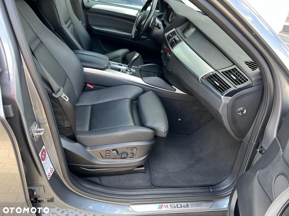 BMW X6 xDriveM50d - 13