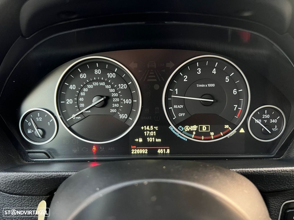 BMW 328 i Auto Line Sport - 47