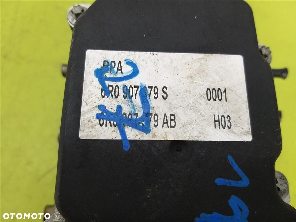 Pompa ABS STEROWNIK Skoda Fabia  II 2007-2014 BOSCH 0265237025 6R0907379S - 2