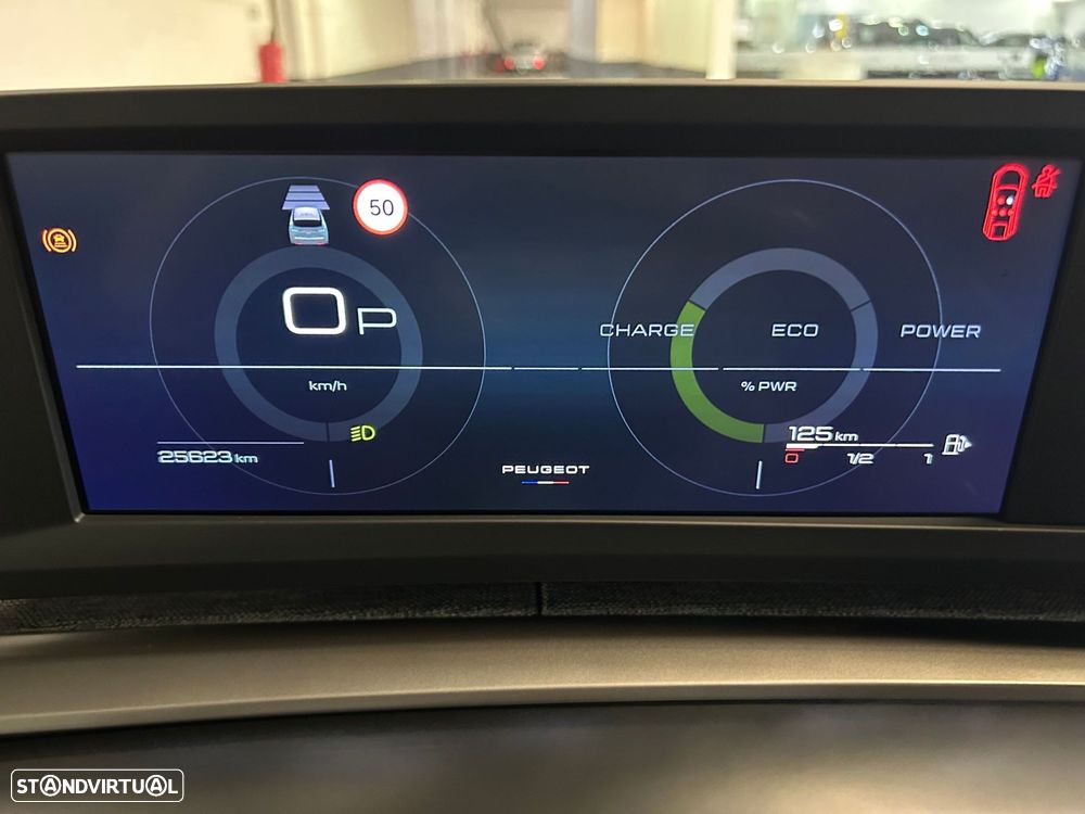 Peugeot 3008 1.2 Hybrid Allure Pack e-DCS6 - 19