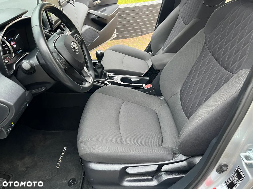 Toyota Corolla 1.5 Comfort - 15